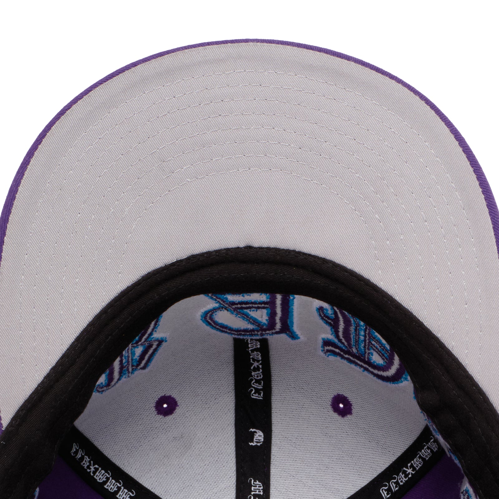 OLD VARSITY FITTED HAT (PURPLE/BLACK)