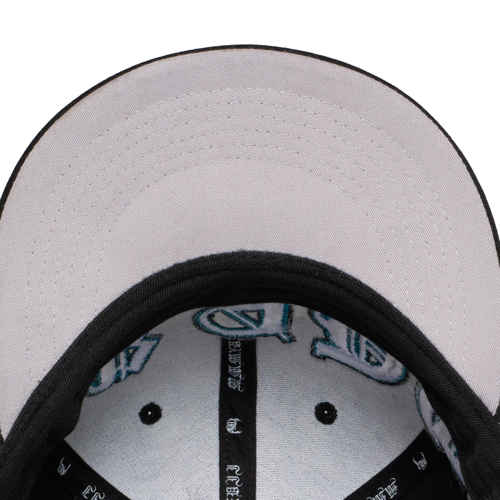 “EAGLES” FITTED HAT (BLACK/WHITE)